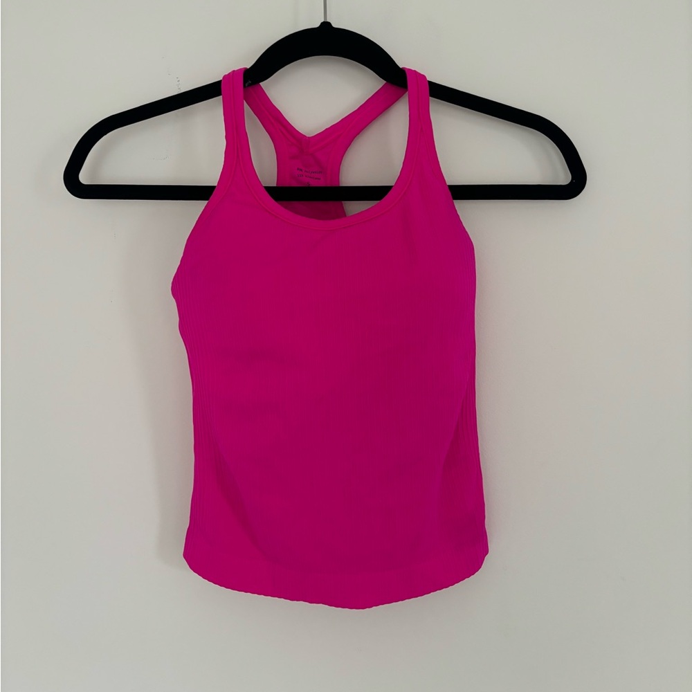 Hot pink‎ fitted tank top